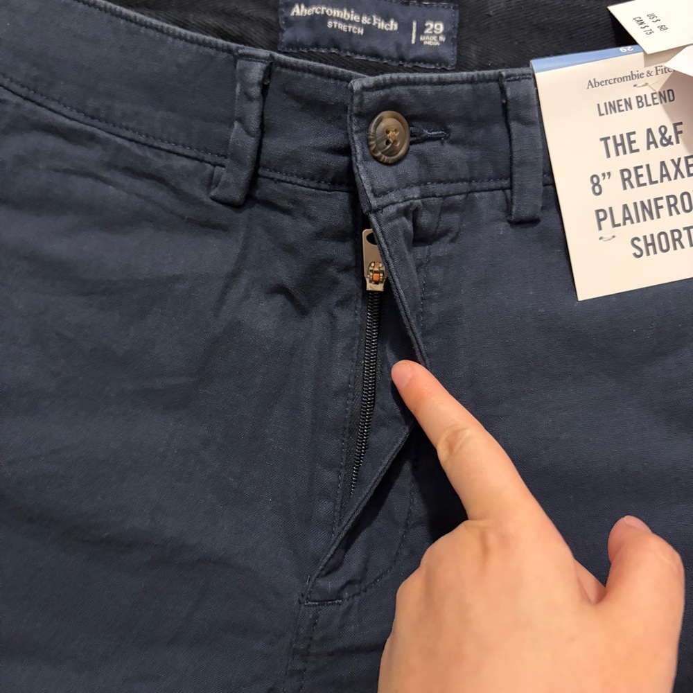 Abercrombie mens linen cotton blend navy blue plainfront 8” relaxed shorts BNWT - Picture 6 of 8